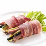8060116-tocino-asado-rollos-relleno-de-carne-de-vacuno-y-calabaza-cerca-hasta