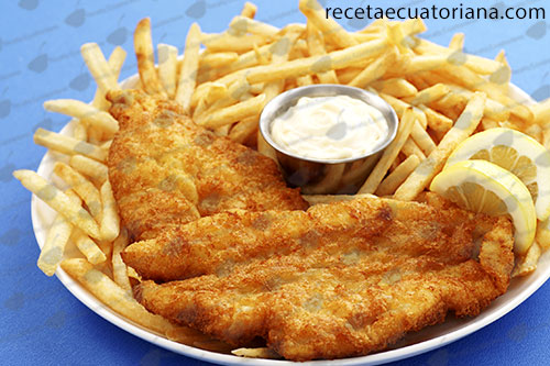 Filete de Pescado con Papas Fritas