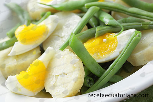 ENSALADA CON VAINITAS