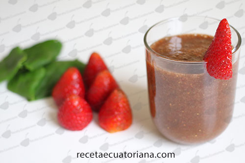 SMOOTHIE DE FRUTILLA Y ESPINACA